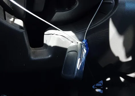 2021 Chevrolet Silverado 1500 z USA, uszkodzony, nr VIN 3GCUYDED9MG474219